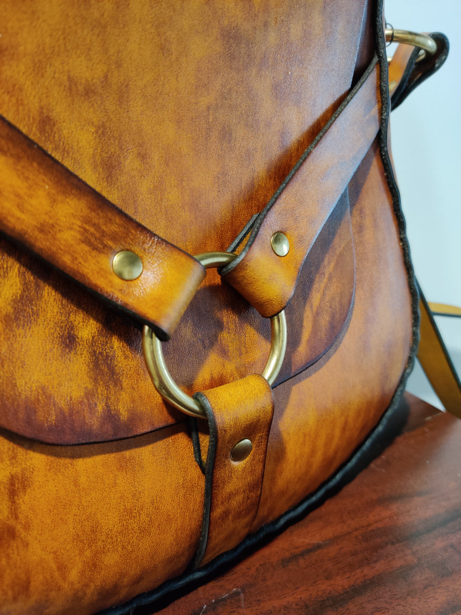 Made to Order - Retro Large Handmade Latigo Leather Shoulder Bag with – Kaw  Valley Leather