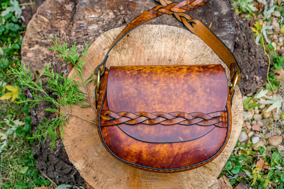 Made to Order - Retro Large Handmade Latigo Leather Shoulder Bag with – Kaw  Valley Leather