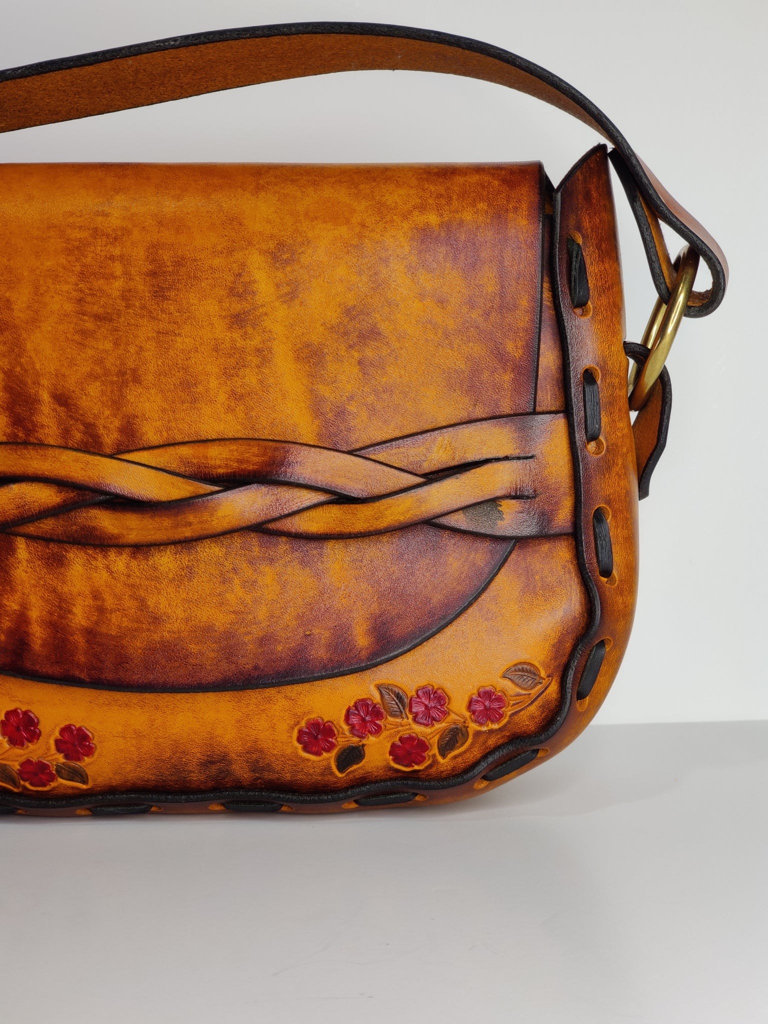 the PETAL leather bag strap -Beautiful handwoven handbag strap.